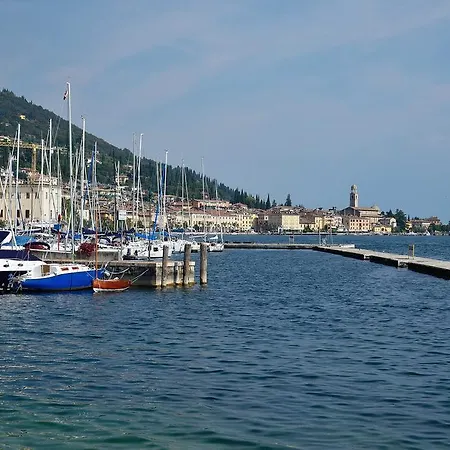 Antico Palazzo Signorile شقة سالو
